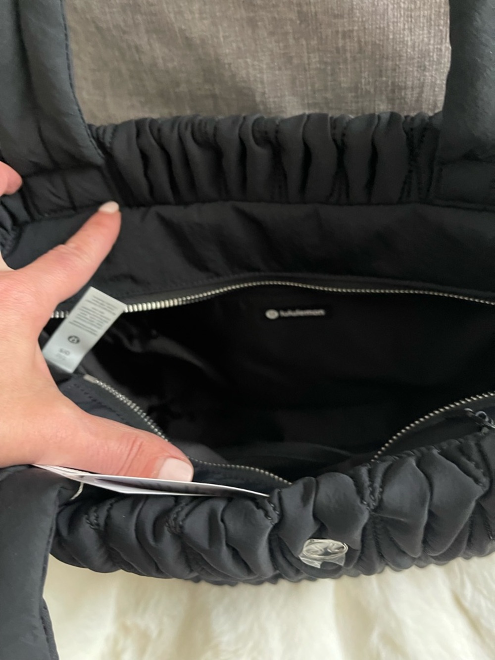 lululemon Black Diamond Quilted Tote Bag 14 L NWT women’s - Picture 6 of 16